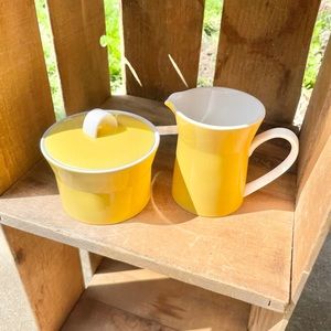 Creamer & Sugar bowl by Ben Seibel